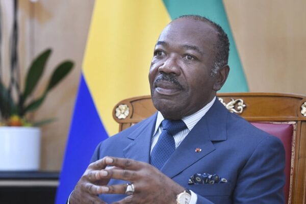 Gabon: Ali Bongo est en grève de la faim selon sa famille, qui annonce une nouvelle plainte en France