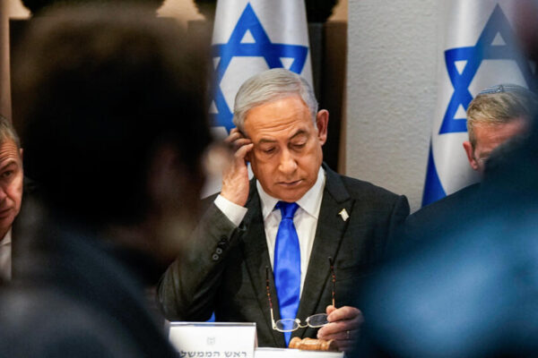 Israël: le Premier ministre Benyamin Netanyahu dissout le cabinet de guerre