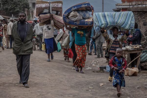 RDC: des dizaines de milliers de déplacés après la progression des rebelles dans le Nord-Kivu