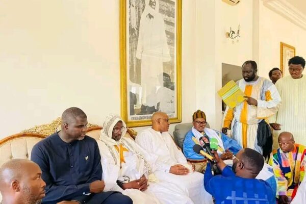 le président de la commission d’organisation du grand Magal de Touba, Cheikhouna Mbacké, avait sollicité à la présidence de la République une demande de prise en charge des hôtes à l’hôtel King Fahd Palace. Une requête qui n’a pas bénéficié d’une réponse favorable.