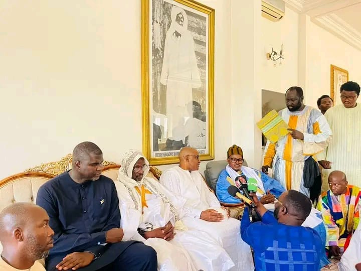 le président de la commission d’organisation du grand Magal de Touba, Cheikhouna Mbacké, avait sollicité à la présidence de la République une demande de prise en charge des hôtes à l’hôtel King Fahd Palace. Une requête qui n’a pas bénéficié d’une réponse favorable.